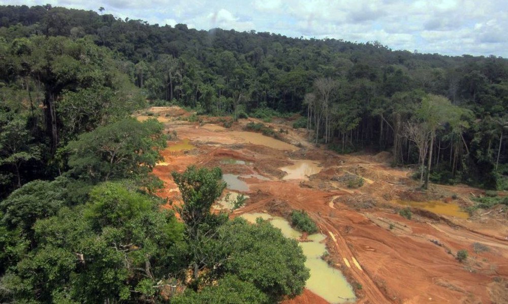 PF faz operação contra exploração ilegal de diamante em terra indígena