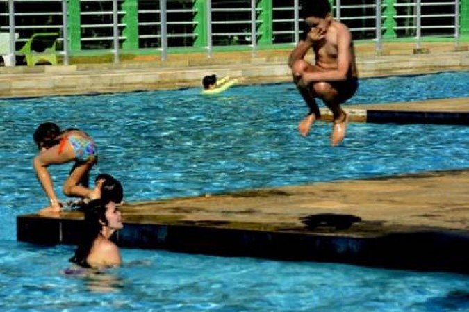 Movimento nas piscinas do DF
