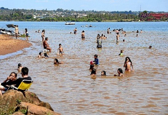               Carlos Vieira/CB/D.A Press                      