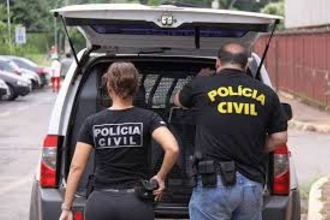 Foragido recolhido ao presídio de Caldas Novas e aguarda a transferência para Brasília - (crédito: Policia Civil do Ceará ) Foragido recolhido ao presídio de Caldas Novas e aguarda a transferência para Brasília - (crédito: Policia Civil do Ceará )