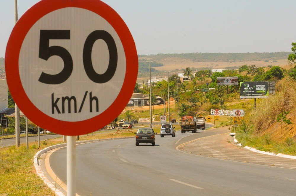 DF-463 tem redução de velocidade na descida de São Sebastião