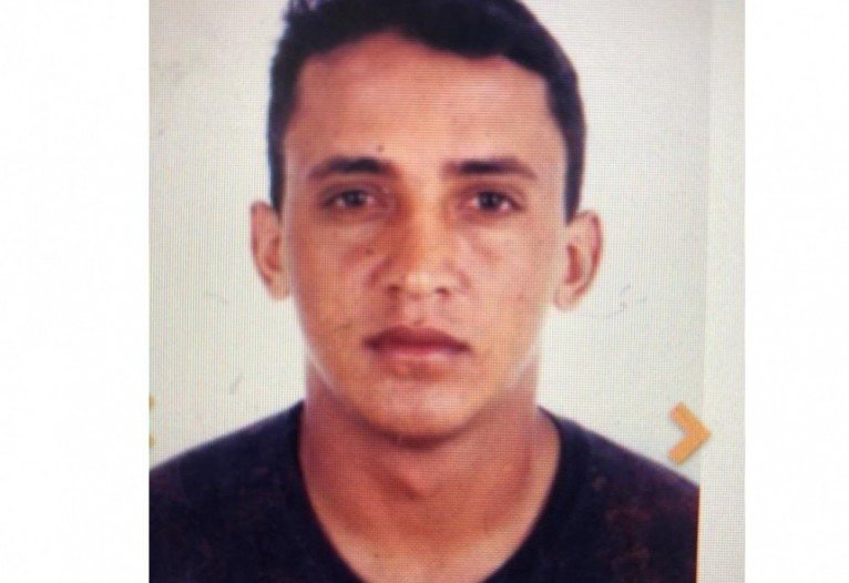 Everaldo Mota Barbosa &eacute; considerado foragido