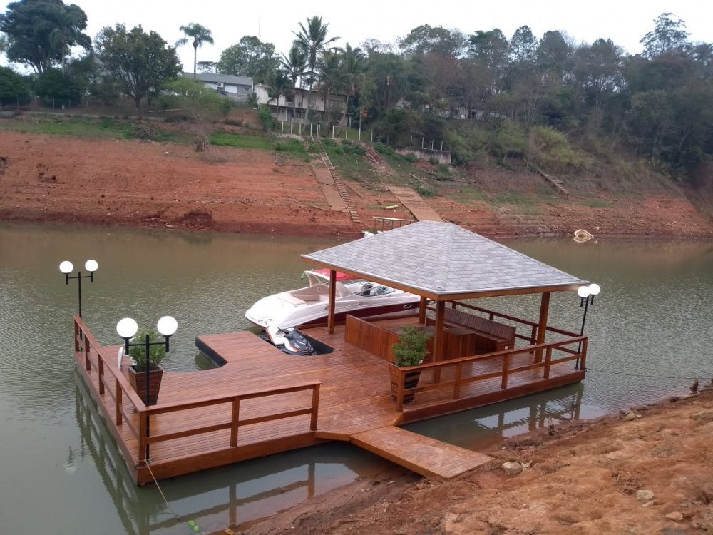 Operação da Polícia Federal contra o PCC apreende bens de empresas 