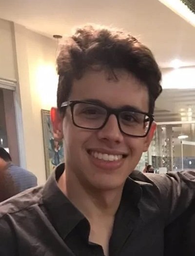 Pedro Cabral é de Recife (PE) e conquistou a medalha de ouro da equipe