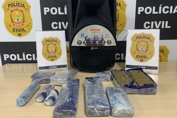 A droga estava escondida em uma caixa de som - (crédito: Divulgação/PCDF) A droga estava escondida em uma caixa de som - (crédito: Divulgação/PCDF)
