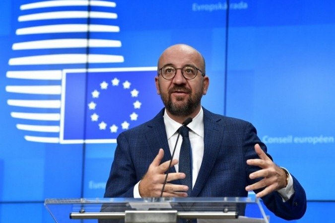 O presidente do Conselho Europeu, Charles Michel, no segundo dia de uma cúpula da União Europeia (UE) no edifício do Conselho Europeu em Bruxelas em 2 de outubro de 2020. - (crédito: JOHN THYS / AFP / POOL) O presidente do Conselho Europeu, Charles Michel, no segundo dia de uma cúpula da União Europeia (UE) no edifício do Conselho Europeu em Bruxelas em 2 de outubro de 2020. - (crédito: JOHN THYS / AFP / POOL)