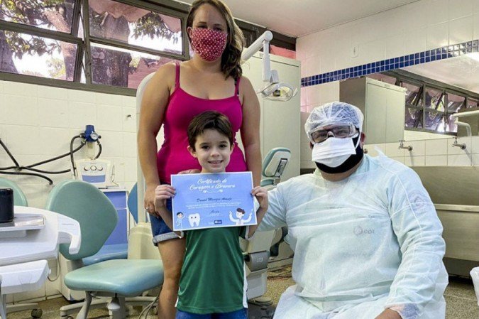 UBS 5 do Gama oferece certificado de Coragem e Bravura à pacientes infantis - (crédito: Divulgação / Secretaria de Saúde) UBS 5 do Gama oferece certificado de Coragem e Bravura à pacientes infantis - (crédito: Divulgação / Secretaria de Saúde)