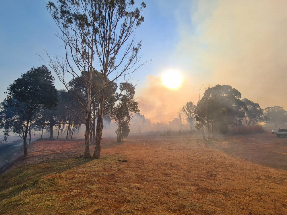  Incêndio atinge vegetação próxima a Torre de TV Digital