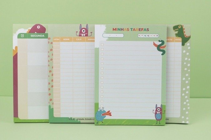 Coleção Meu Amigo Imaginário, da Magnólia. Bloco Tarefas, 30 folhas (R$ 19,90); Bloco Grade de Horários, 30 folhas (R$ 29,90) e bloco Brincar, adedonha, 30 folhas (R$ 29,90)