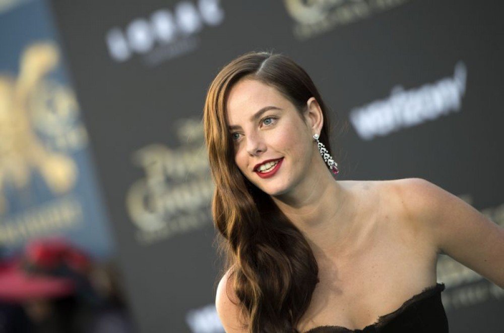 Resident Evil terá reboot com Kaya Scodelario como protagonista