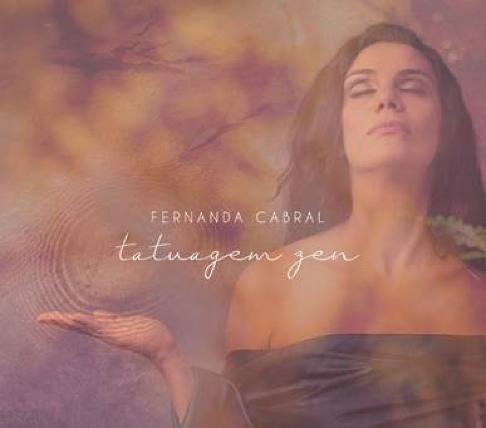 Capa do disco 'Tatuagem zen' de Fernanda Cabral