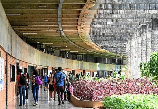 Ed Alves/CB/D.A Press