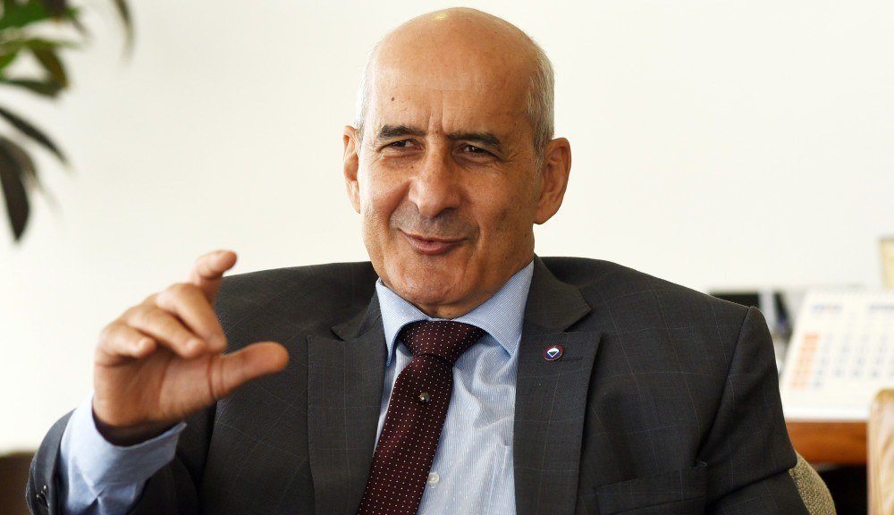 Chefe da Casa Civil, Luiz Eduardo Ramos diz que tomou vacina 