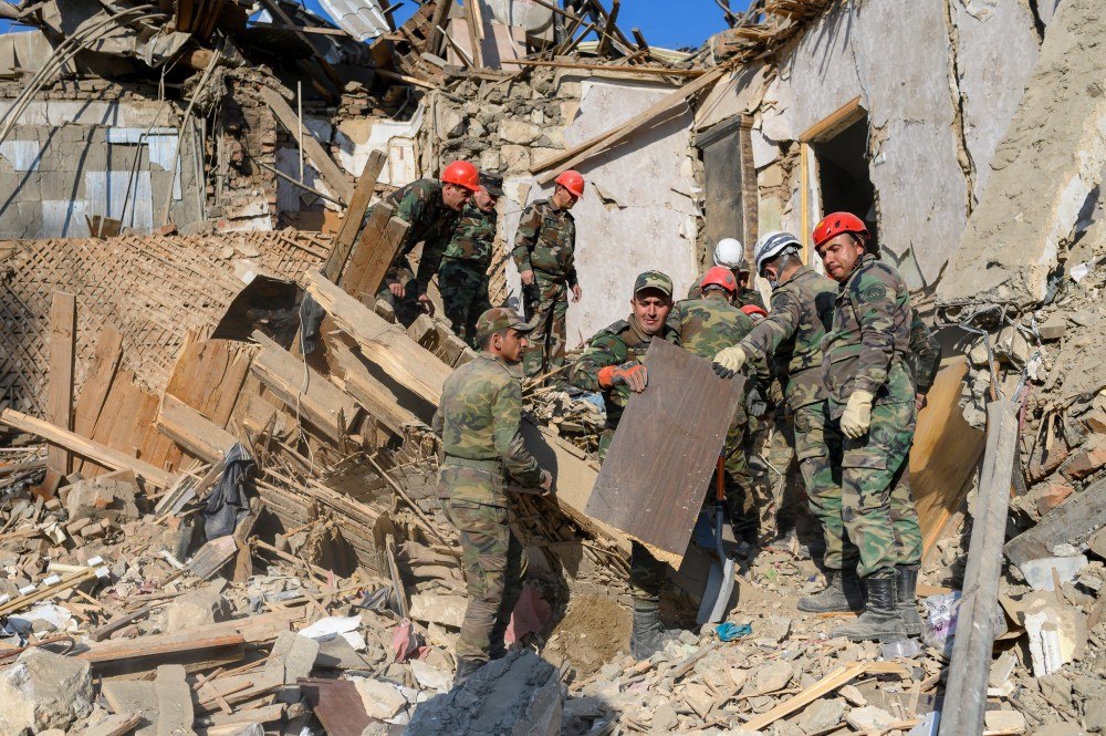 Bombardeios em Nagorno Karabakh reduzem esperança de trégua