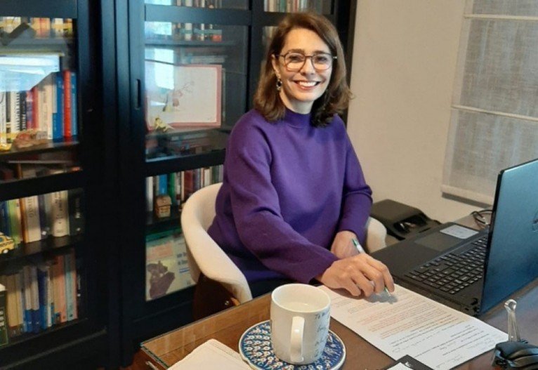 Procuradora Adriane Reis: orienta&ccedil;&otilde;es para empresas e trabalhadores 