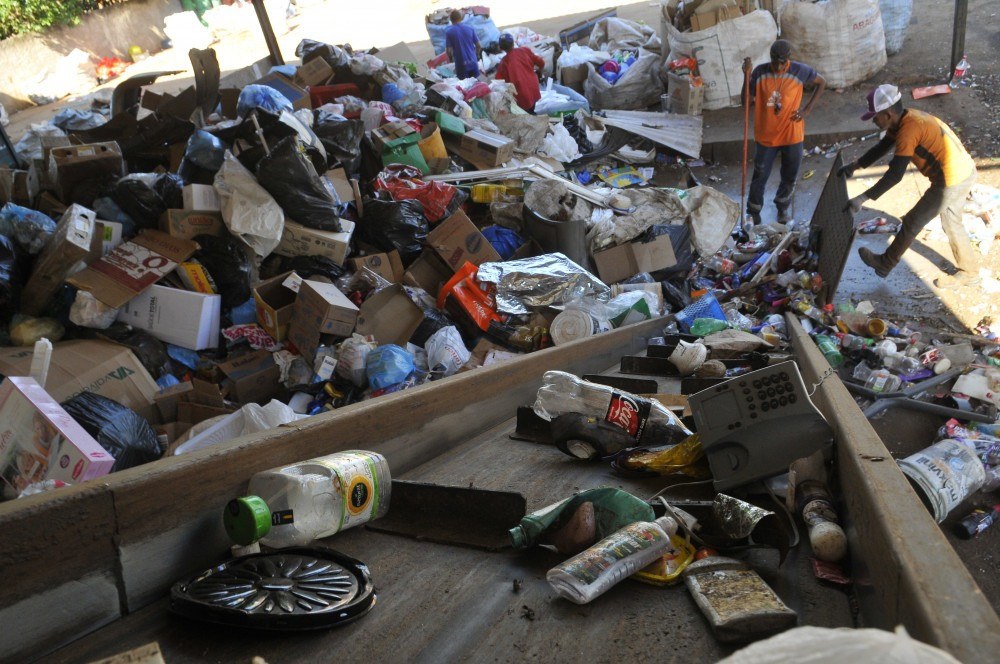 Projeto vai qualificar catadores e cooperativas de reciclagem do DF