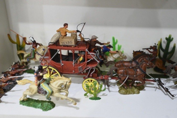 




09/10/2020 Crédito: Minervino Júnior/CB/D.A Press. Brasil.  Brasilia - DF. Colecionador de brinquedos do velho oeste. Paulo Tosta Júnior