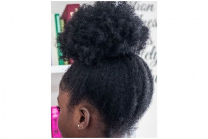 Penteado Afro puff
