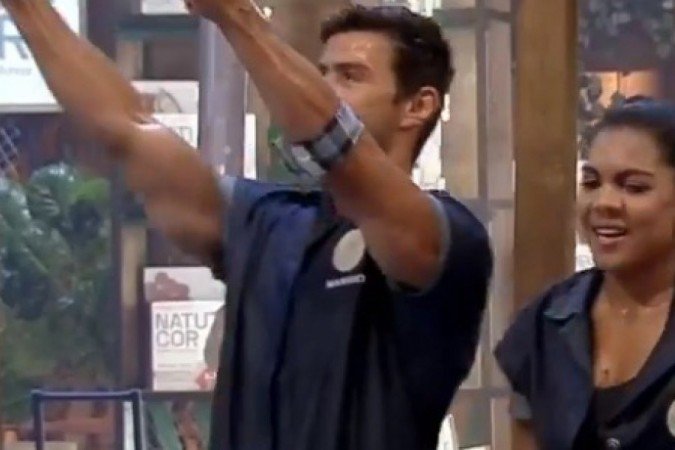  (crédito: Reprodução/TV Record/PlayPlus)