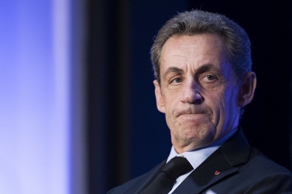 Ex-presidente francês Nicolas Sarkozy é julgado por corrupção