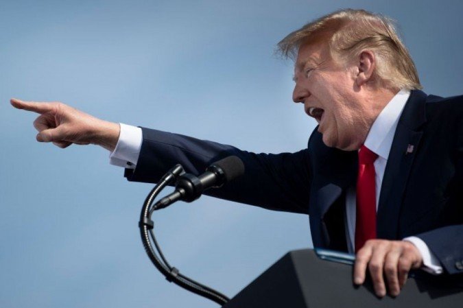 Trump criticou a imprensa, a quem chamou de inimiga do povo - (crédito: AFP / Brendan Smialowski) Trump criticou a imprensa, a quem chamou de inimiga do povo - (crédito: AFP / Brendan Smialowski)