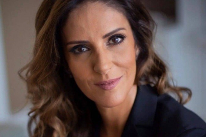 Monalisa Perrone: Ainda no comando do Hora 1, Monalisa avisou que sairia da Globo em 2019. Na nova casa, deixou as madrugadas para ocupar o horário nobre