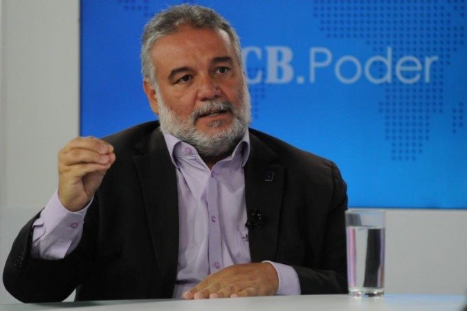 Em entrevista ao CB. Poder, Valdir Oliveira falou sobre o monopólio da CEB - (crédito: Marcelo Ferreira/CB/D.A.PRESS) Em entrevista ao CB. Poder, Valdir Oliveira falou sobre o monopólio da CEB - (crédito: Marcelo Ferreira/CB/D.A.PRESS)