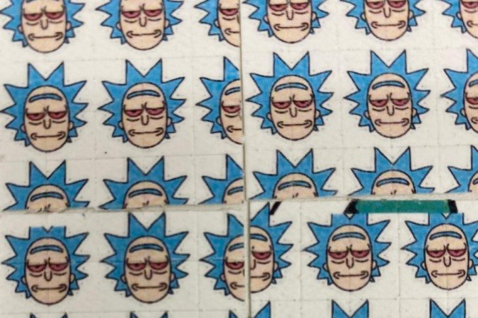 Durante Operação Breaking Bad, Polícia Civil prende duas pessoas por tráfico de drogas