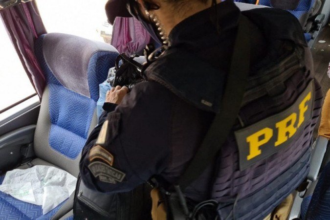 PRF apreendeu R$ 150 mil em mercadorias ilegais vindas do Paraguai