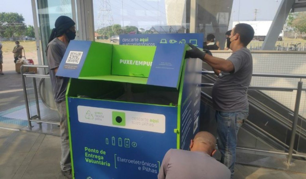Cinco estações do metrô ganham pontos de coleta de lixo eletrônico