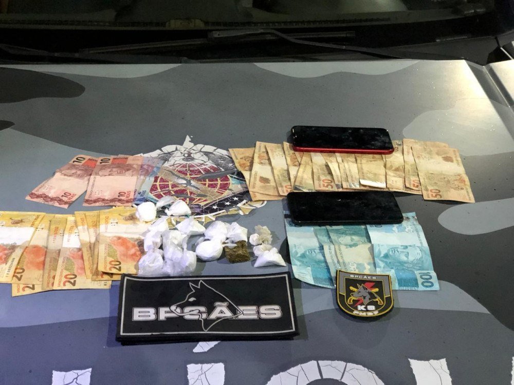 VÍDEO: Cães da PM localizam drogas em Ceilândia, Taguatinga e na Rodoviária 