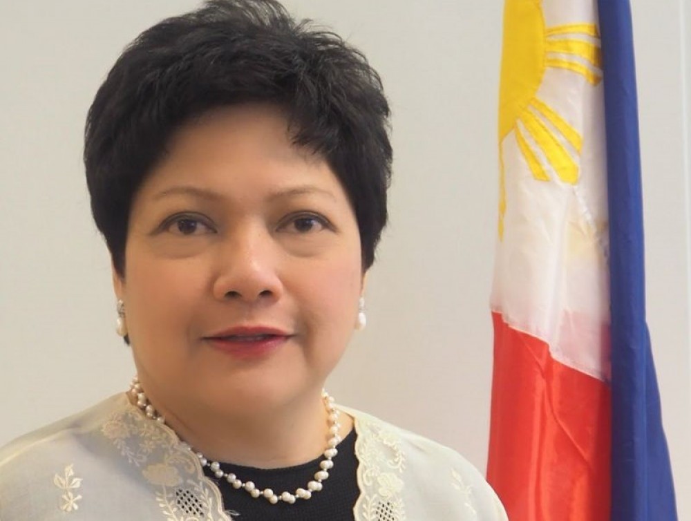 Embaixadora das Filipinas é flagrada agredindo empregada doméstica