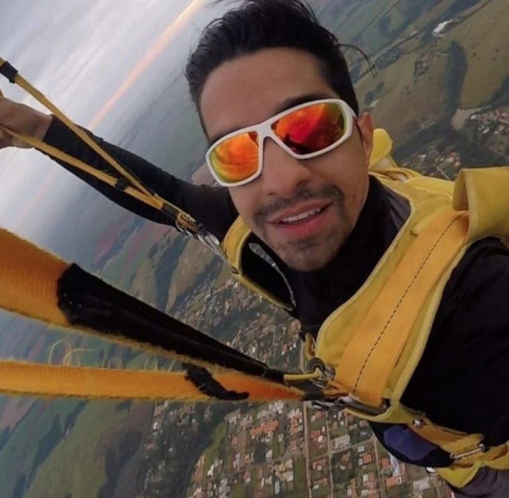 Paraquedista morre durante salto no interior de São Paulo