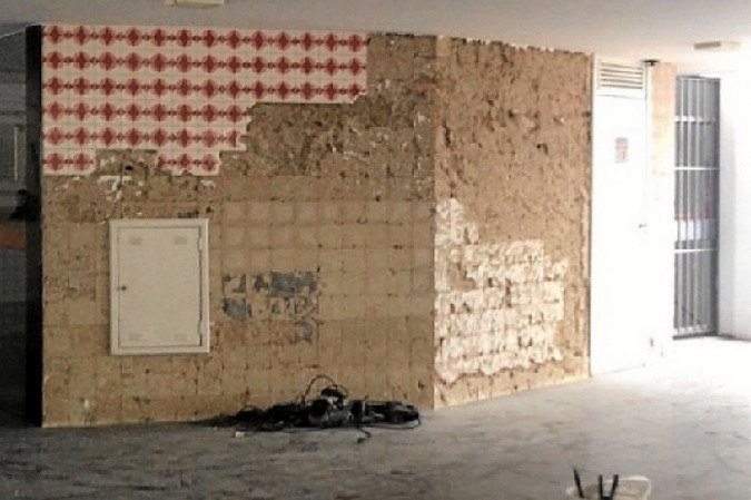 Azulejos do arquiteto Eduardo Negri, no Bloco B da 314 Sul estavam deteriorados e serão substituídos por novas peças de uma artista brasiliense