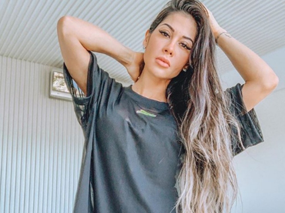 Mayra Cardi dá um apartamento de presente a funcionário