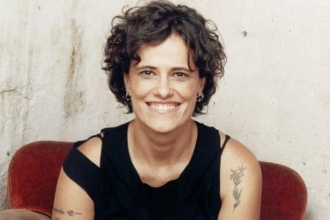 No aniversário de Zélia Duncan, conheça as músicas mais tocadas da cantora