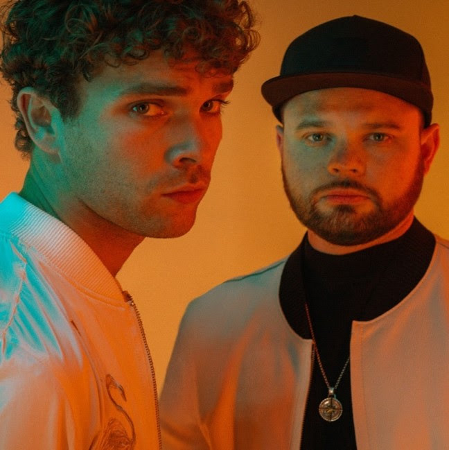 Duo Royal Blood confirma nova fase com single 'Trouble’s coming'