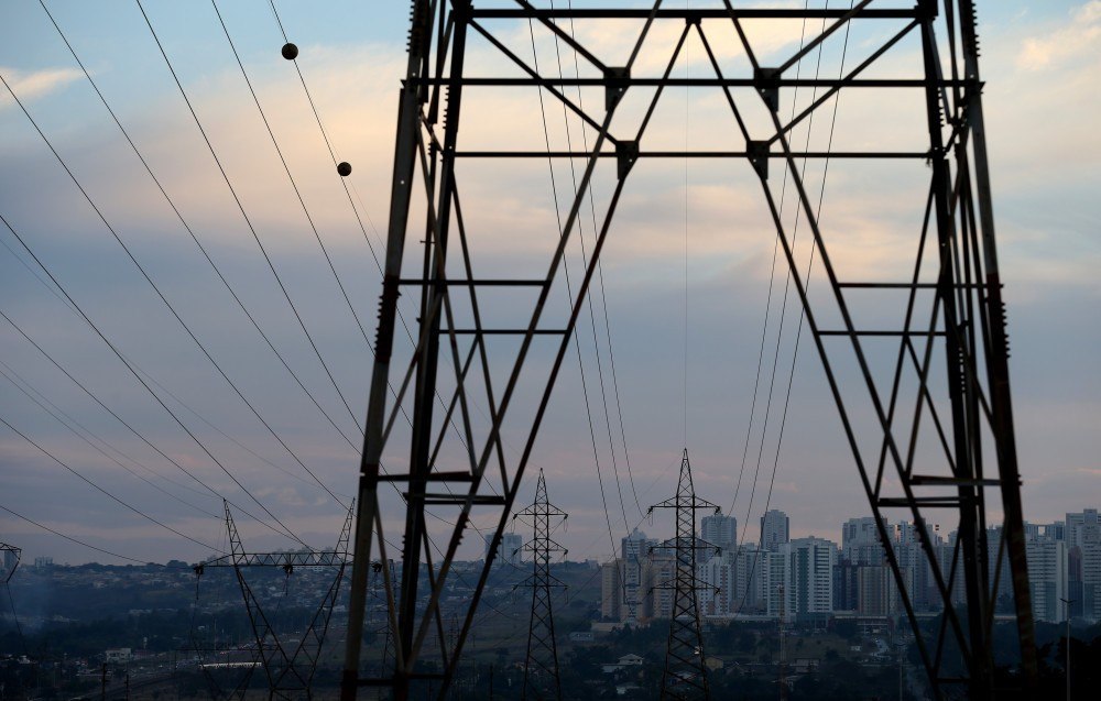 Três regiões do DF terão o fornecimento de energia cortado nesta terça (8/2)