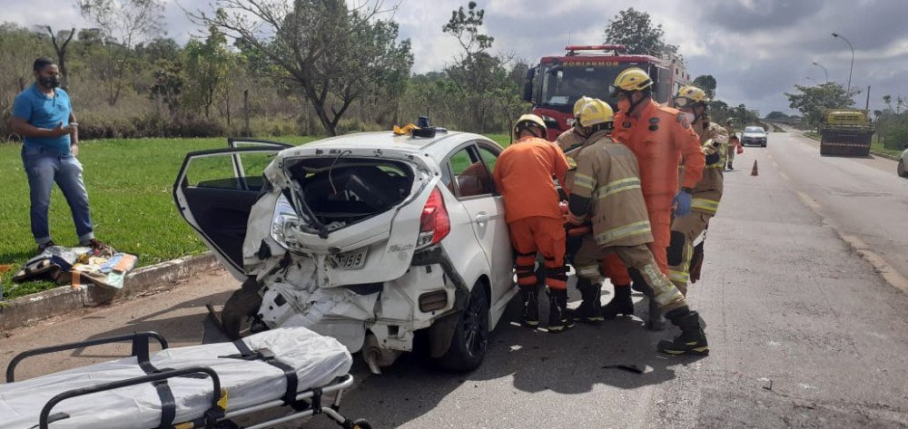 Duas mulheres ficam feridas após acidente de trânsito na DF-009