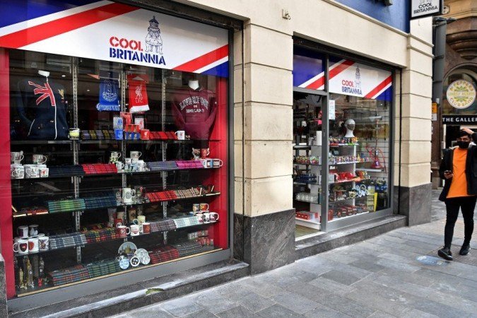 O Reino Unido volta ao lock down para conter a segunda onda de coronavírus nos países -  (crédito: AFP/ Paul Ellis)