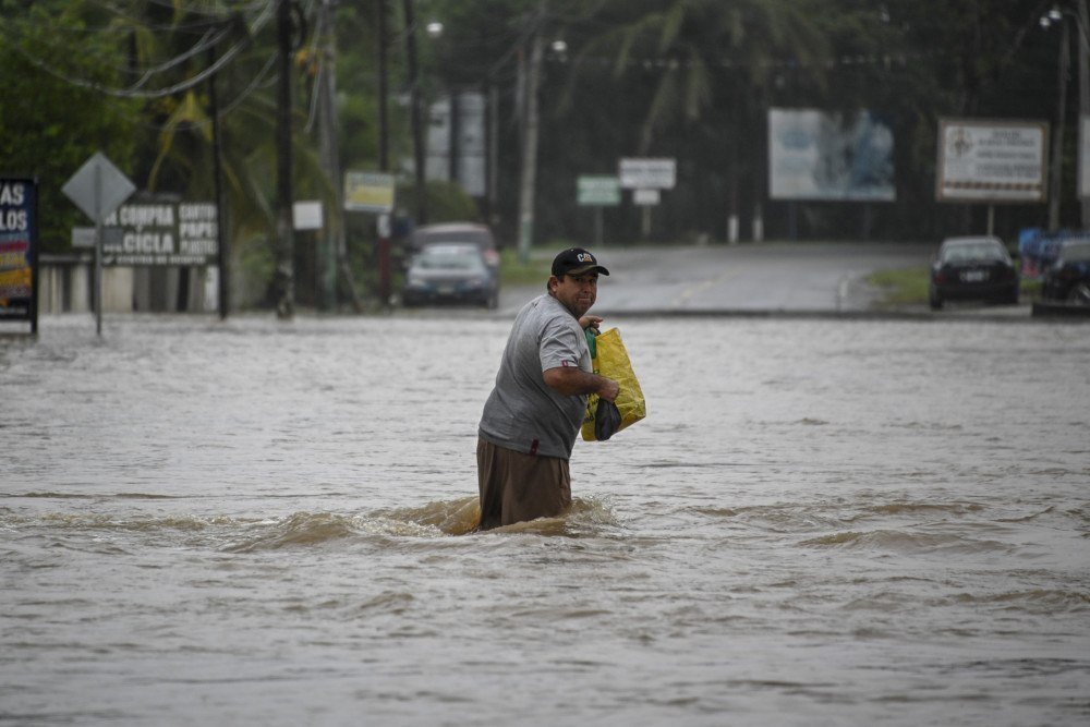 Depressão tropical deixa mais de 50 mortos na Guatemala
