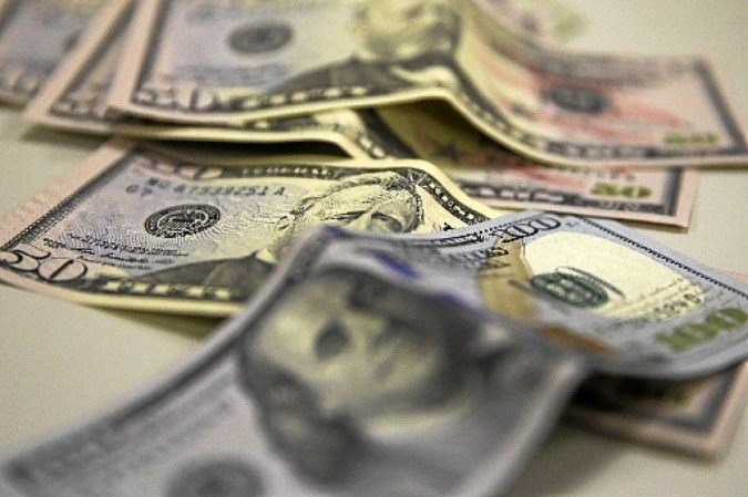 Um dos clientes lesados conta que teve prejuízo de mais de R$ 100 mil - (crédito: Marcello Casal JrAgência Brasil) Um dos clientes lesados conta que teve prejuízo de mais de R$ 100 mil - (crédito: Marcello Casal JrAgência Brasil)