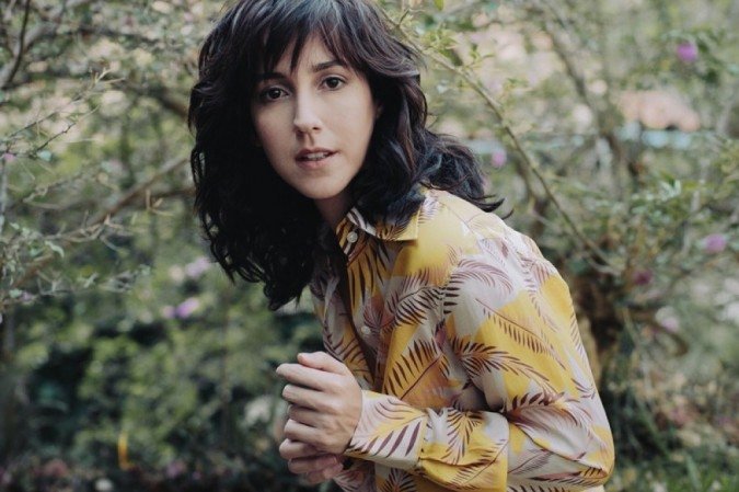 Camila Márdila está no podcast de ficção 'Toinhas: A extinção do golfinho invisível' -  (crédito:  Diego Bresani/Divulgacao)