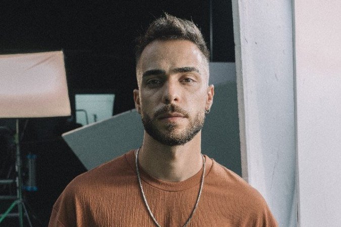 Diogo Piçarra, cantor e compositor português -  (crédito: Universal Music/Divulgação)