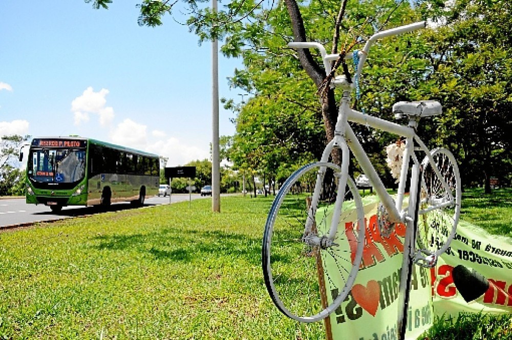 Em ato marcado para sábado, ciclistas protestam por segurança no trânsito