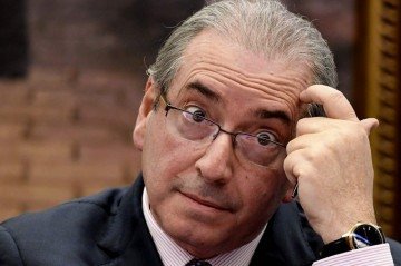 Determinação também manteve o bloqueio de R$ 6,15 milhões em bens de Cunha, valor que corresponde ao prejuízo estimado pela investigação -  (crédito: EVARISTO SA/AFP)