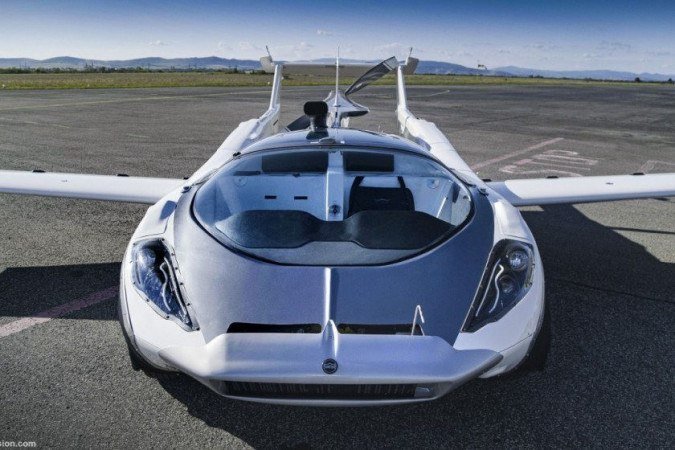 empresa cria primeiro carro voador