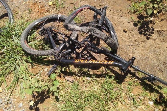 Ciclista foi encaminhado ao Hospital de Base em estado grave -  (crédito: Material cedido ao Correio)