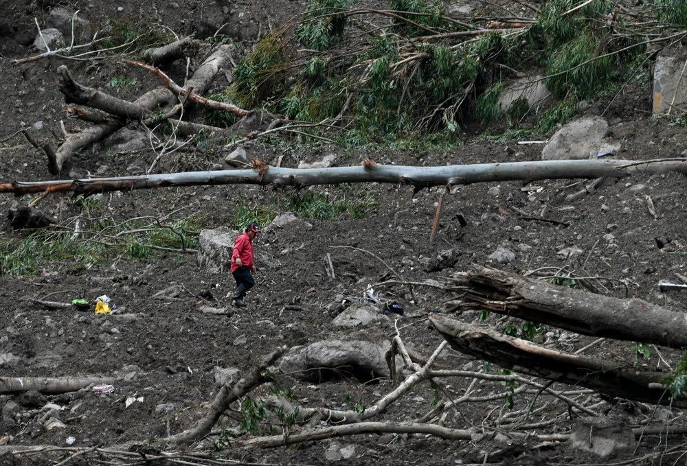 Tempestade Eta afeta a Flórida depois de passar pela América Central