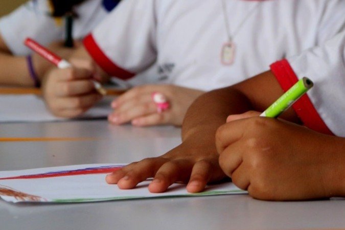 A parceria entre Brasil e Portugal pretende levar professores alfabetizadores para Portugal em 2021 e 2022 - (crédito: Rodrigo Nunes/Esp.CB) A parceria entre Brasil e Portugal pretende levar professores alfabetizadores para Portugal em 2021 e 2022 - (crédito: Rodrigo Nunes/Esp.CB)